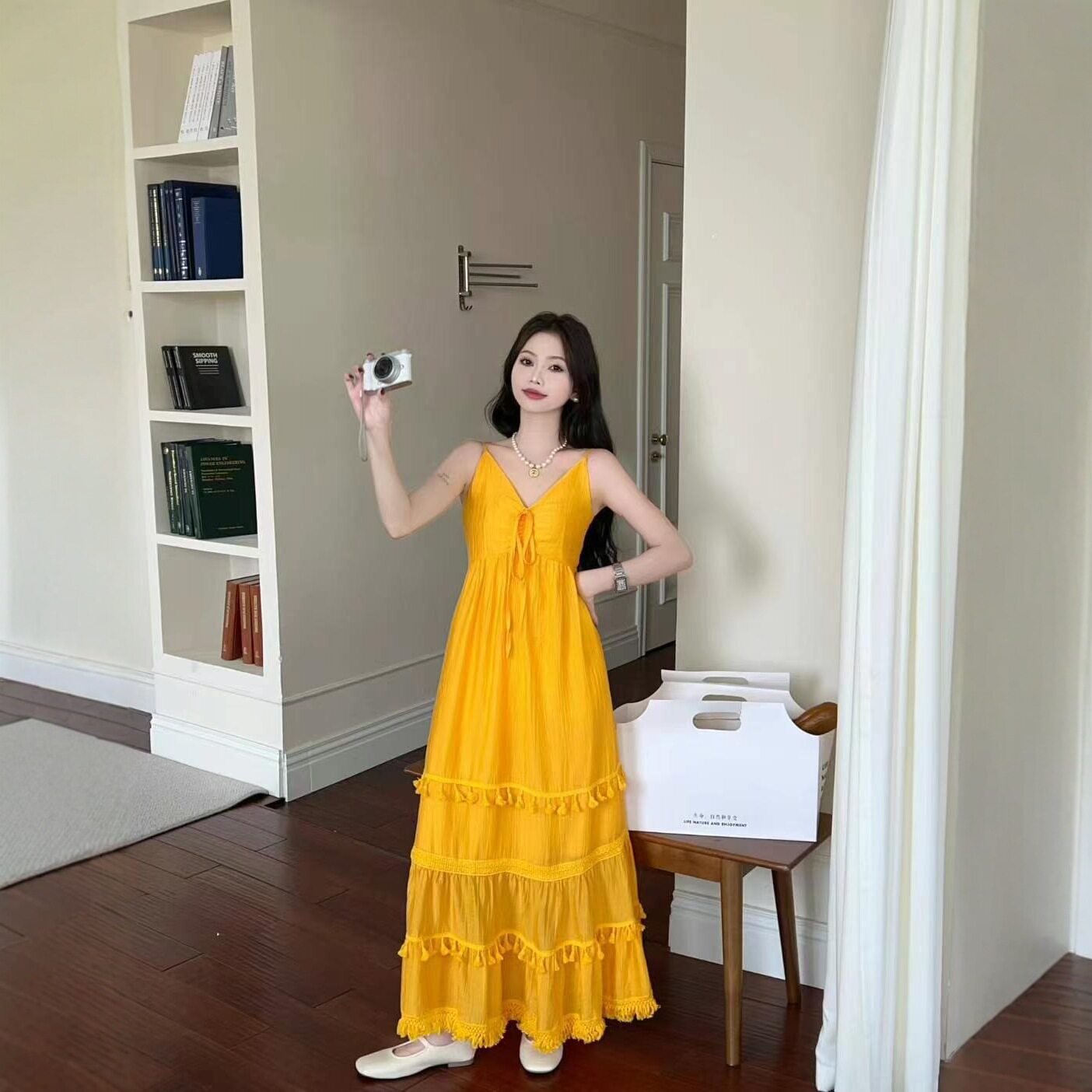 法式女V领流苏大摆吊带连衣裙长裙显瘦黄色红色新疆青海云南旅行