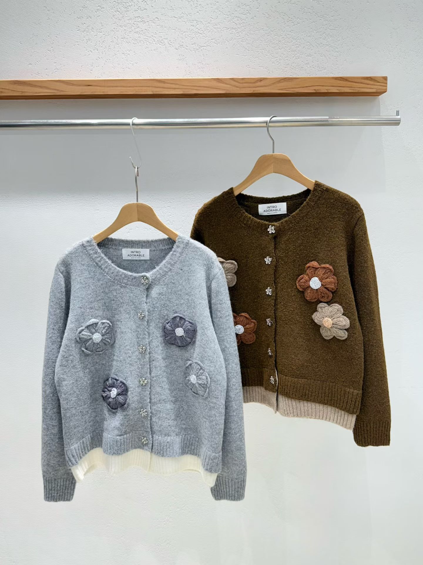 韩国东大门2025冬INTRO新款时尚百搭花朵针织开衫毛衣外套