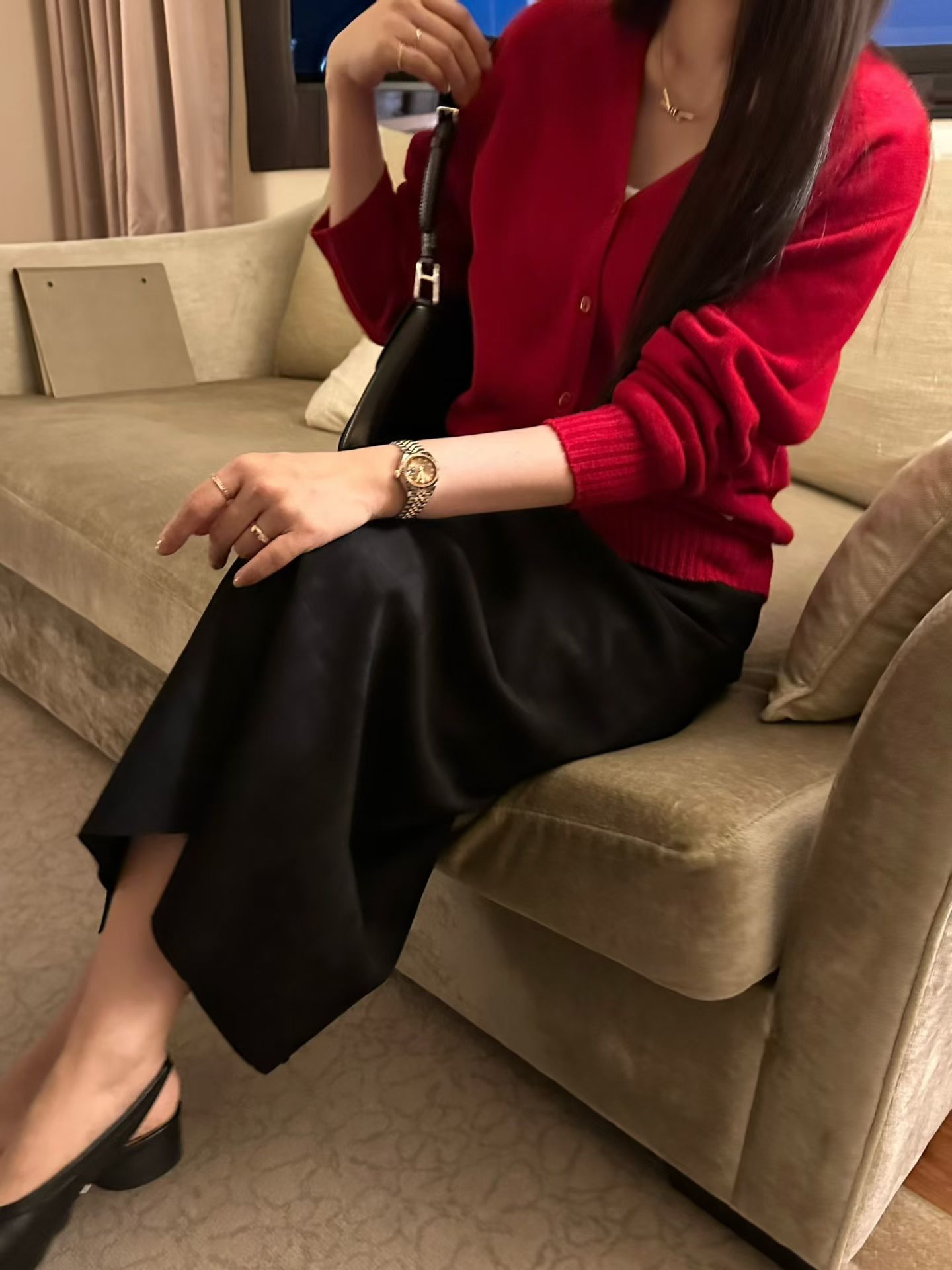 韩国东大门代购2025冬新款2nd GATE洋气v领修身纯色针织开衫毛衣