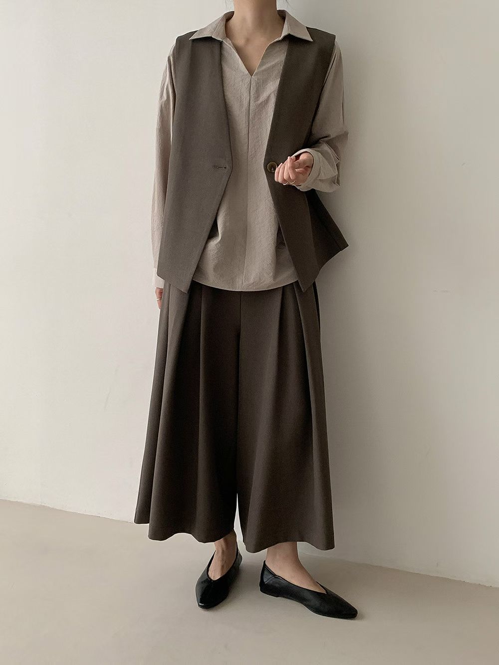 韩国东大门2025冬季新款Neutra时尚百搭马甲+休闲裤套装