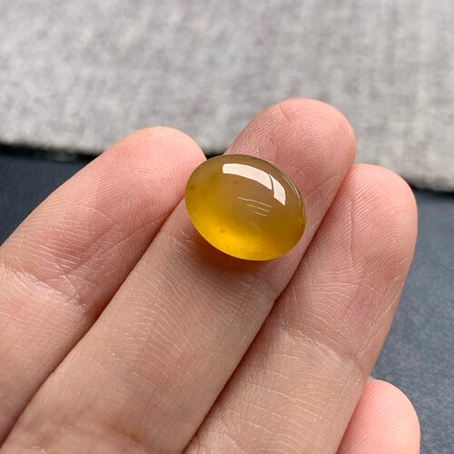 天然A货缅甸翡翠 黄翡蛋面 尺寸 : 12.1-9.9-4.6