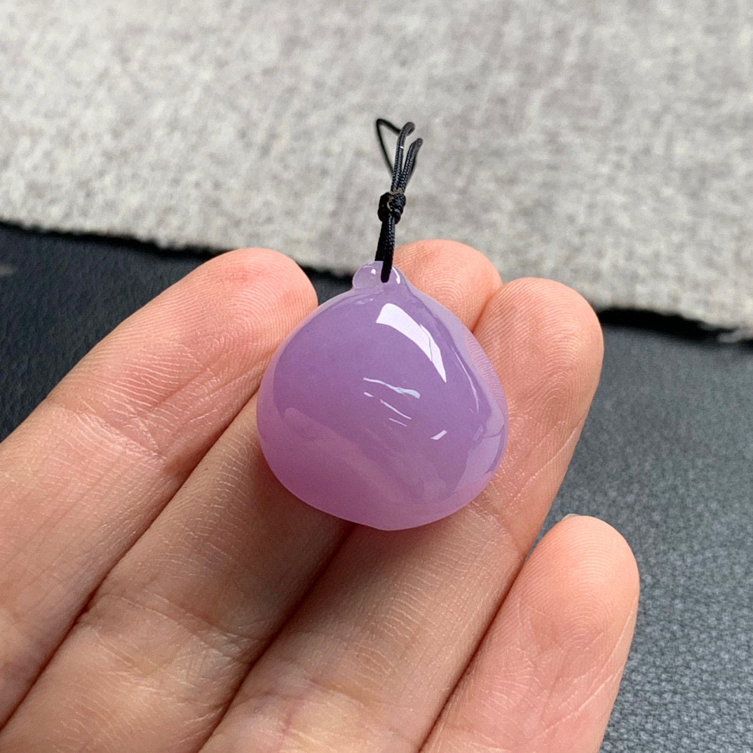 天然A货缅甸翡翠 紫罗兰福桃 尺寸 : 20.3-19.3-12