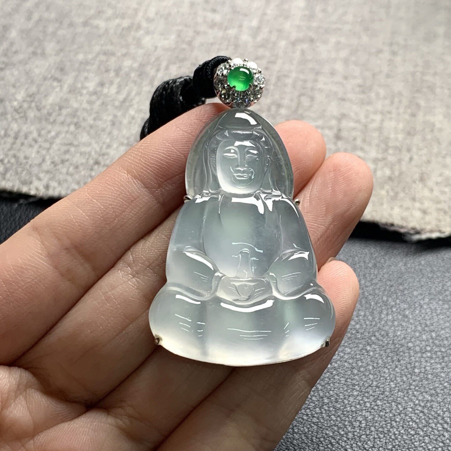 天然A货缅甸翡翠素衣观音 整体52.9-30.5-8.8裸石43.4-30.5-5.5