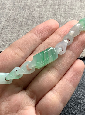 天然A货缅甸翡翠 拉环手链 尺寸 : 79.1-8.8-8.6