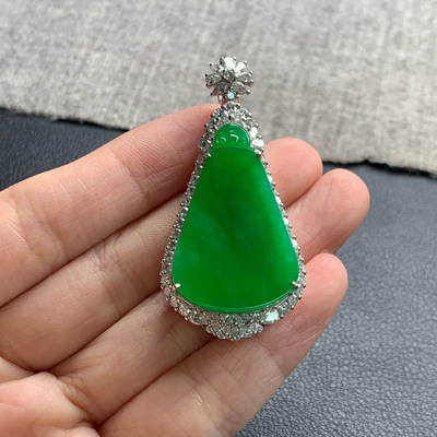 天然A货缅甸翡翠 福贝吊坠 整体48-23.5-11.2 裸石31.1-20.1-2.8