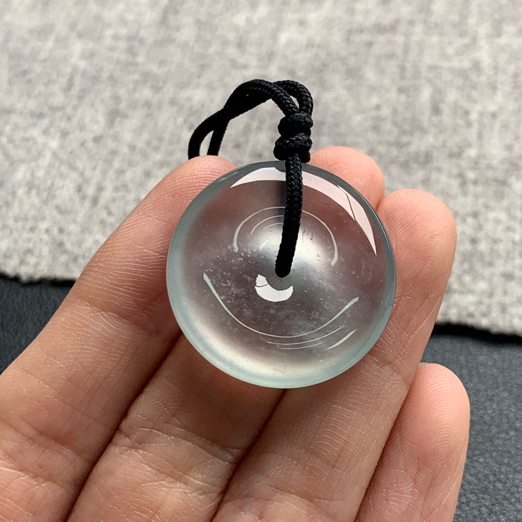 天然A货缅甸翡翠 平安扣 尺寸 : 26.2-5.7