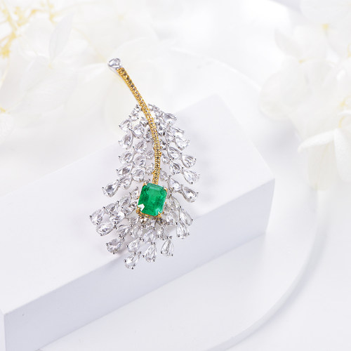 米莱珠宝天然赞比亚祖母绿胸针