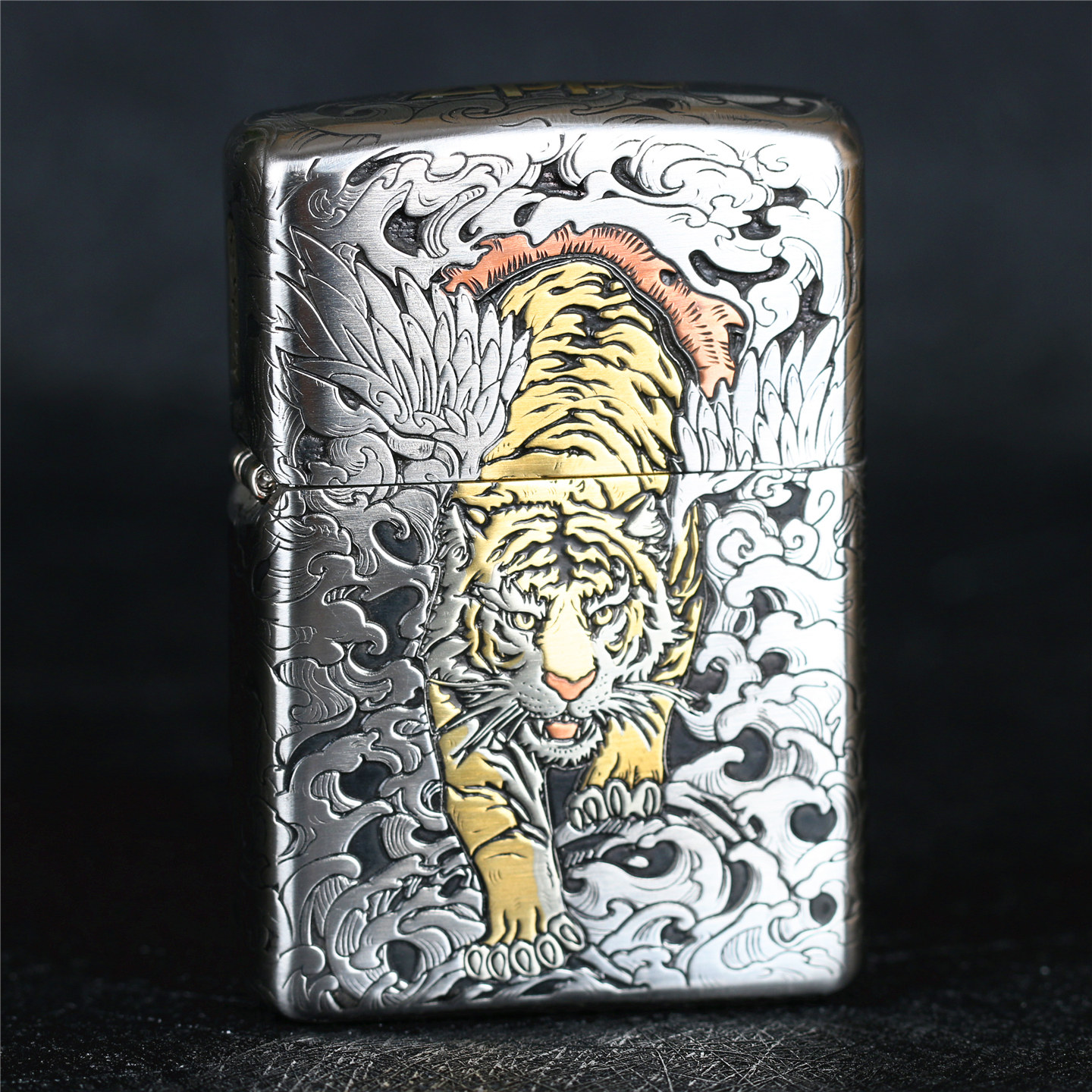 zippo芝宝煤油防风打火机白铜紫铜铠甲套壳雕刻如虎添翼 老虎生肖