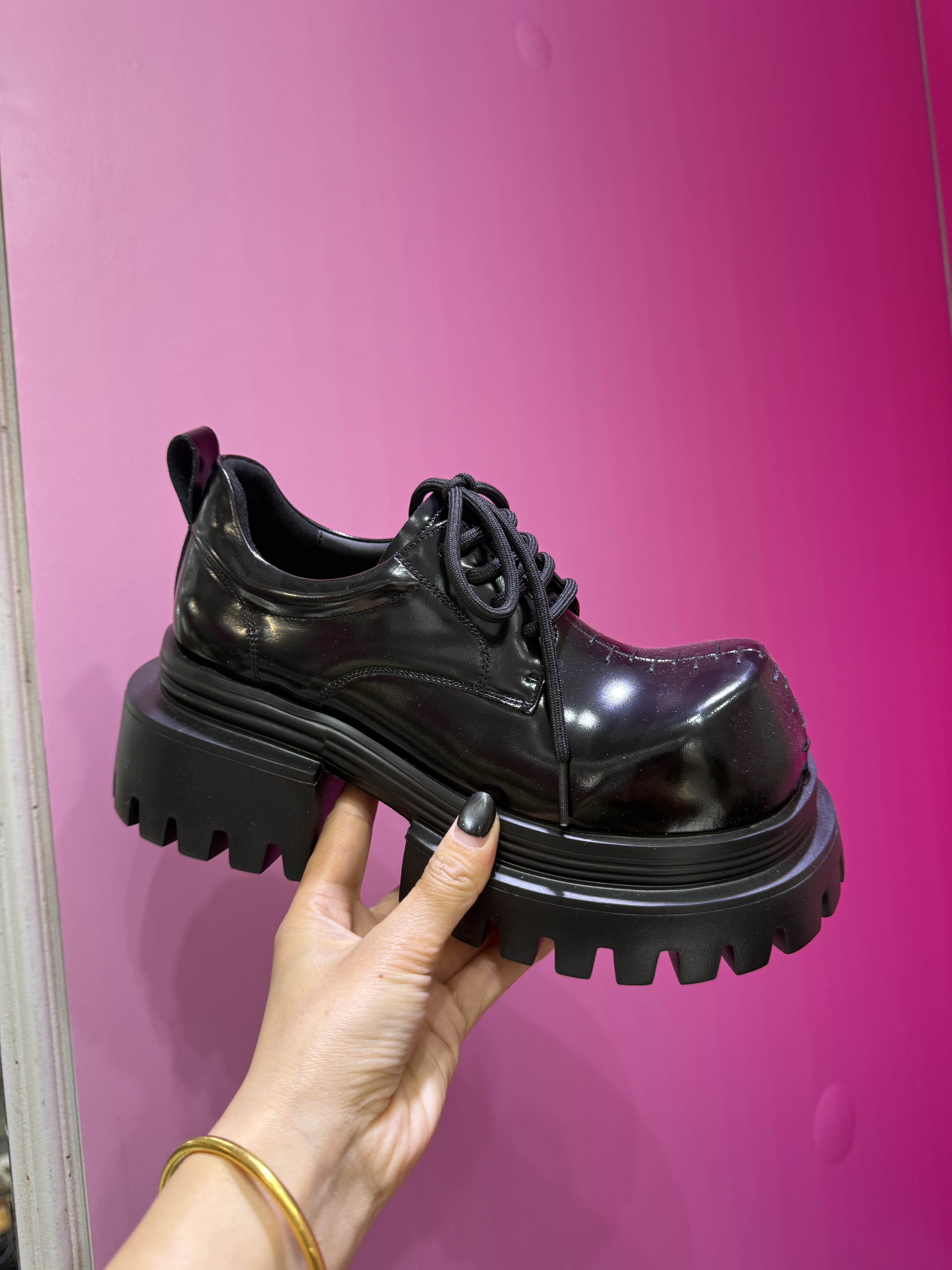 英伦风厚底重工黑色小皮鞋女新款小个子增高乐福鞋甜酷德比大头鞋