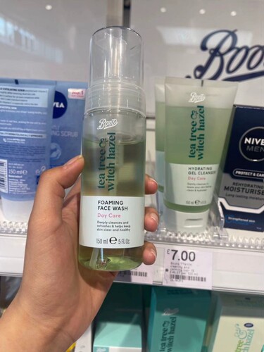 英国Boots茶树金缕梅慕斯泡沫洗面奶150ml深层清洁平衡水油