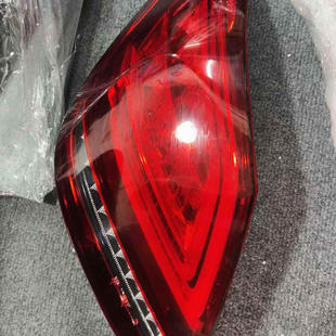 适用 新款 奔驰W205后尾灯总成C180 C200 C260 刹车灯拆车件