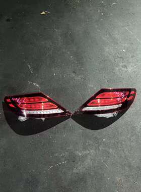 适用 奔驰 SLC尾灯 拆车件