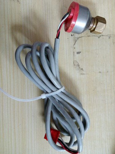 适用于大金VRV2空调高压压力传感器 RHXYQ12PY1 RHXYQ10SY1
