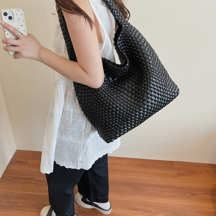 THE 手工编织包子母包单肩托特包腋下包大容量手提水桶包 COLE新款