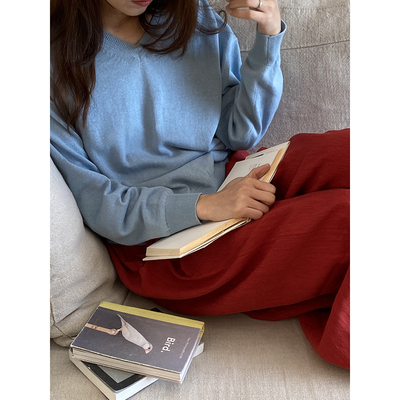 柔蓝V领亚麻棉针织衫长袖