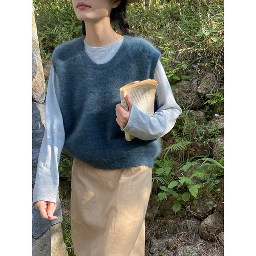 雏菊自制U领马甲毛感短款