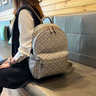 真皮后背包女2026新款时尚大容量真皮多功能旅行双肩背包书包