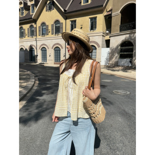 吳寶珠 度假風設計感上衣 蕾絲背心女夏季 韓系假兩件拼接格子襯衫