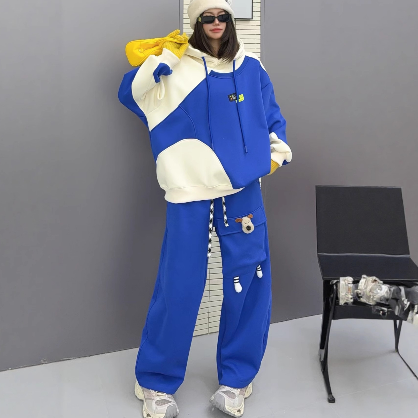 新款高级感时尚拼接撞色卫衣卫裤女套装慵懒风加绒保暖宽松两件套