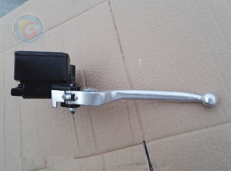 适用隆鑫LX650无极CR9 LX500R前刹车上泵制动液压泵刹车手柄