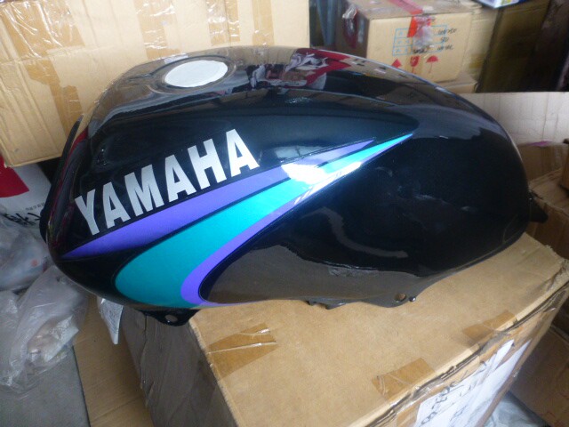 适用建设雅马哈天剑YBR125 JYM125-B 油箱 燃油箱 汽油箱 黑色