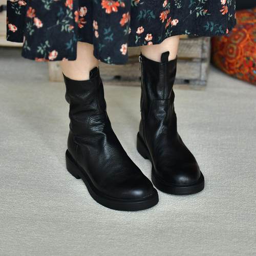 皮厚先生 头层胎牛皮软皮短靴女2025秋冬新款圆头中跟机车靴