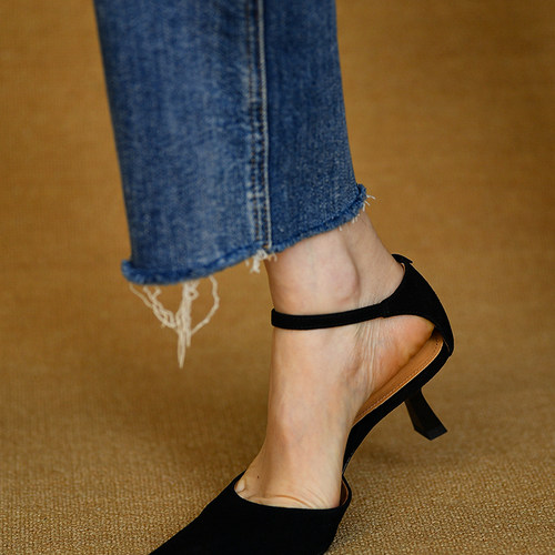 皮厚先生黑色细跟羊皮包头凉鞋