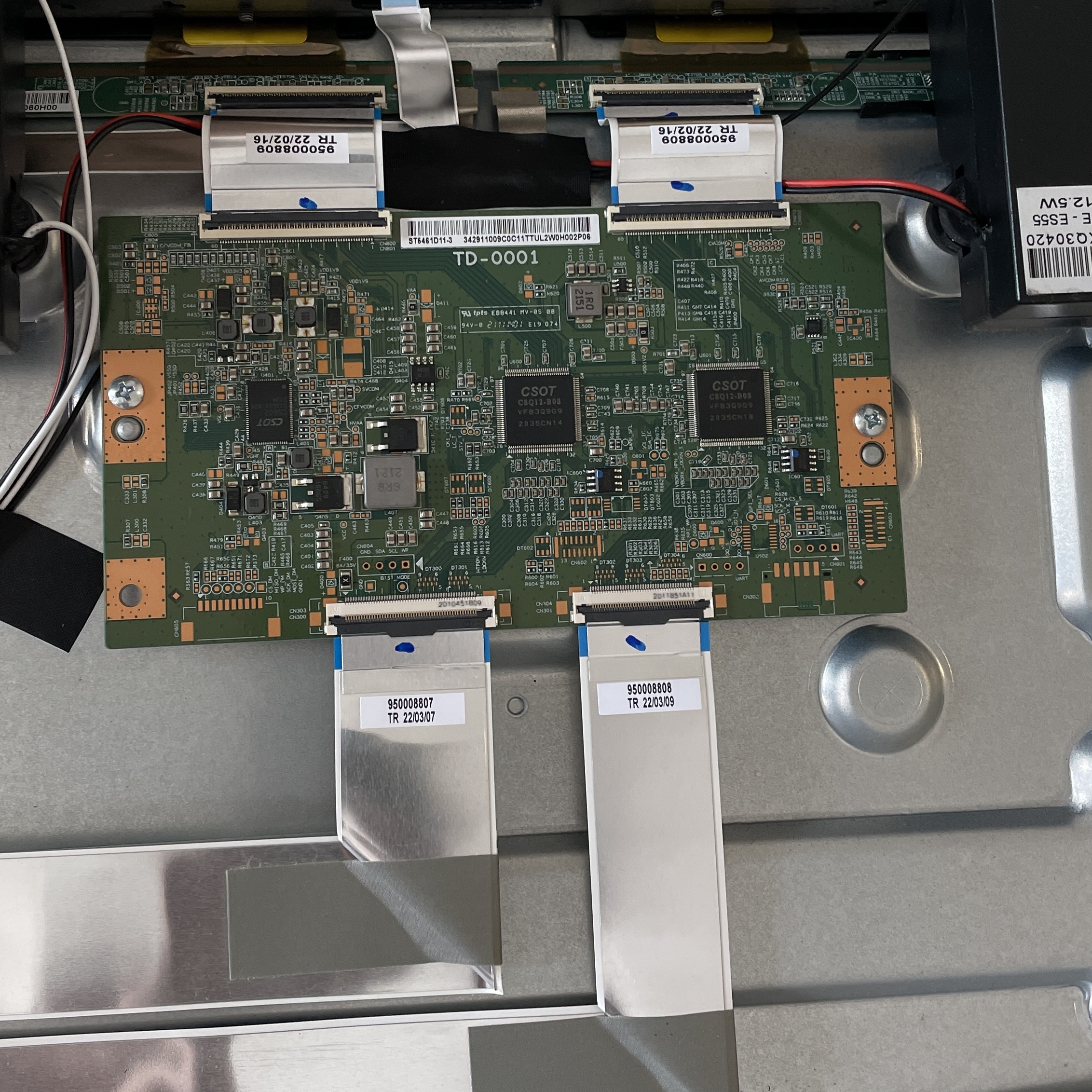 修复电视灰屏偏色横纹屏幕跳动等