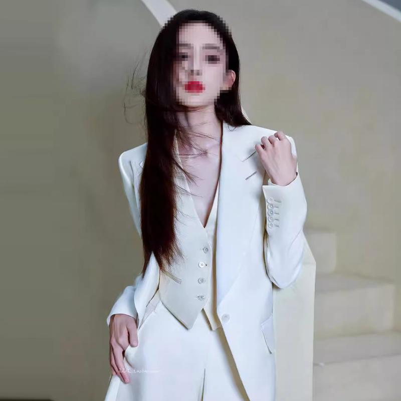 韩版时尚潮款简单大方小西服外套V领单排扣马甲短款裙裤三件套装
