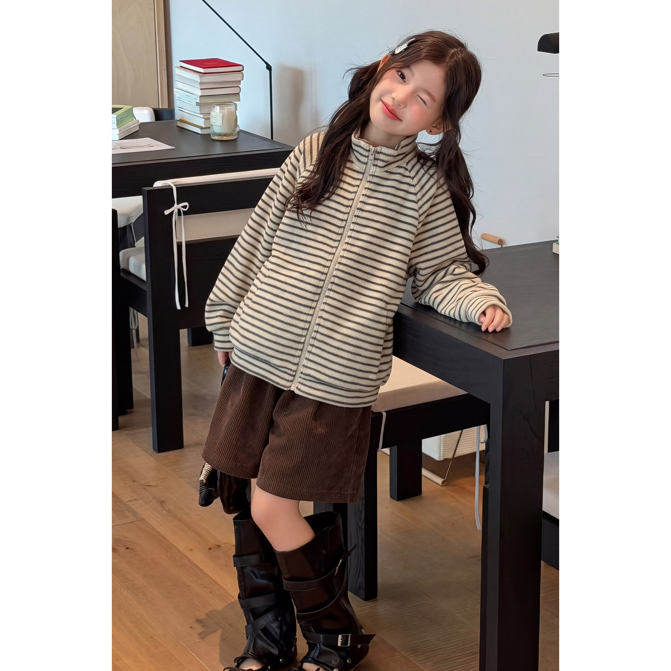韩系女童慵懒风外套套装2026新款秋季儿童开衫上衣休闲短裤两件套