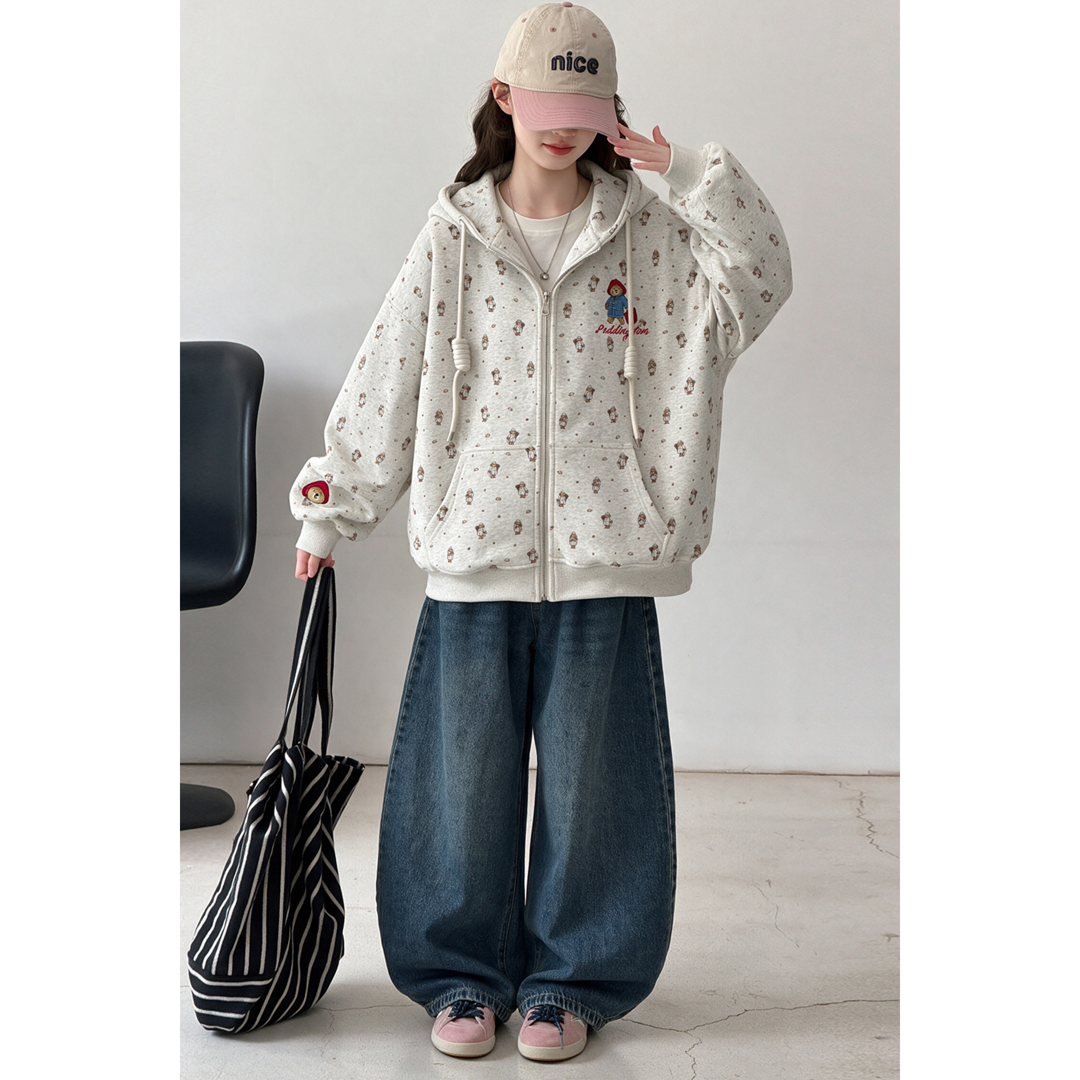 韩系女童连帽卡通印花外套2026新款儿童秋休闲宽松上衣牛仔裤套装