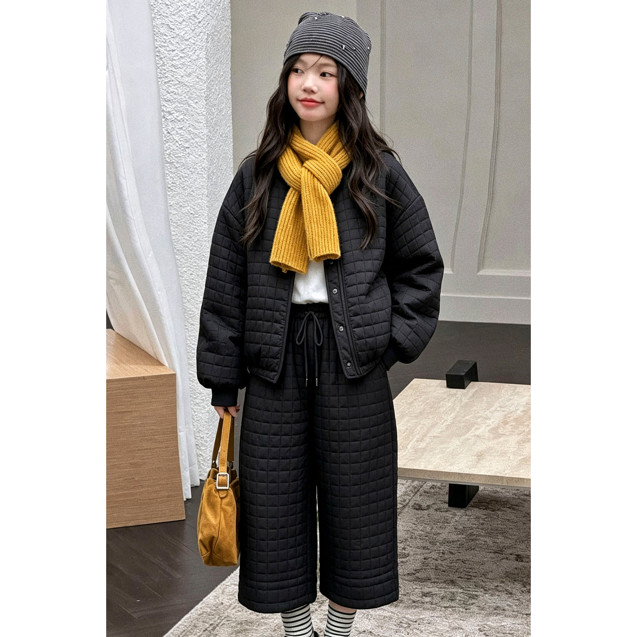 韩系女童泡芙格棉服套装2026冬季中大童女孩时髦轻薄棉服阔腿裤子