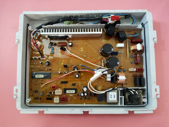 三洋洗衣机配件天花机电脑板