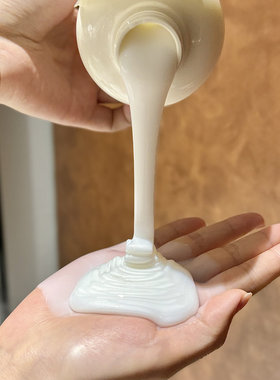 代胡伯N乌水润去屑/清盈柔顺洗发水525ml/瓶2瓶，年前发