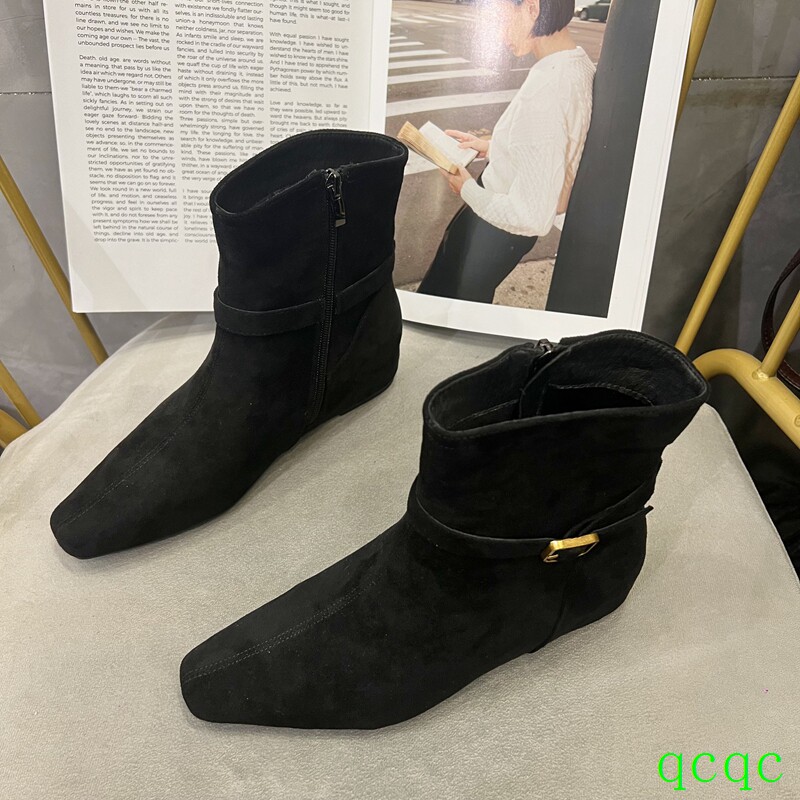 诗路花语661-2610女鞋2025秋冬绒面切尔西短靴内增高皮带扣瘦瘦靴