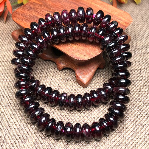 天然酒红石榴石盘珠单圈手链礼物