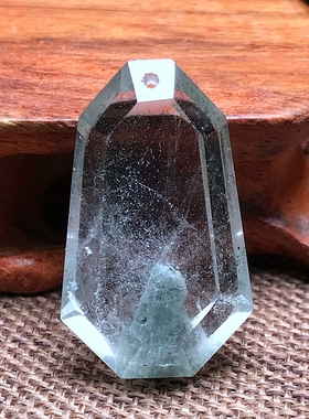 天然绿幽灵吊坠切割打磨晶石挂坠