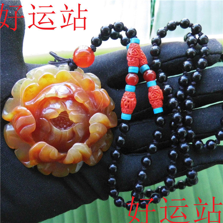 促销新款黄龙玉牡丹花毛衣链玉石挂件黄蜡石装饰品玛瑙珠项链收藏