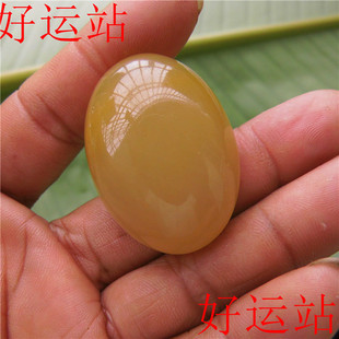 2019促销新款黄龙玉蛋面玉佩玉石手把件黄蜡石吊坠时尚精品吉祥物