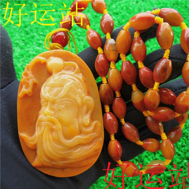 黄龙玉关公吊坠玉石关云长挂件黄蜡石项链手工玉器关帝颈饰吉祥物