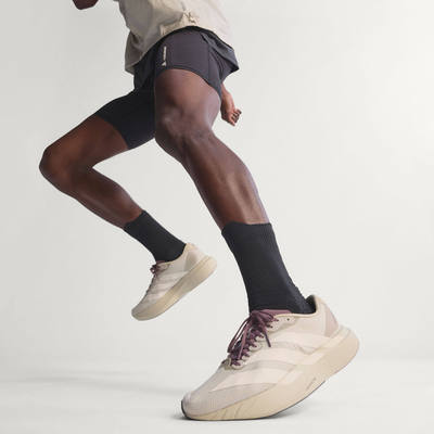 阿迪达斯男缓震竞速马拉松跑步鞋