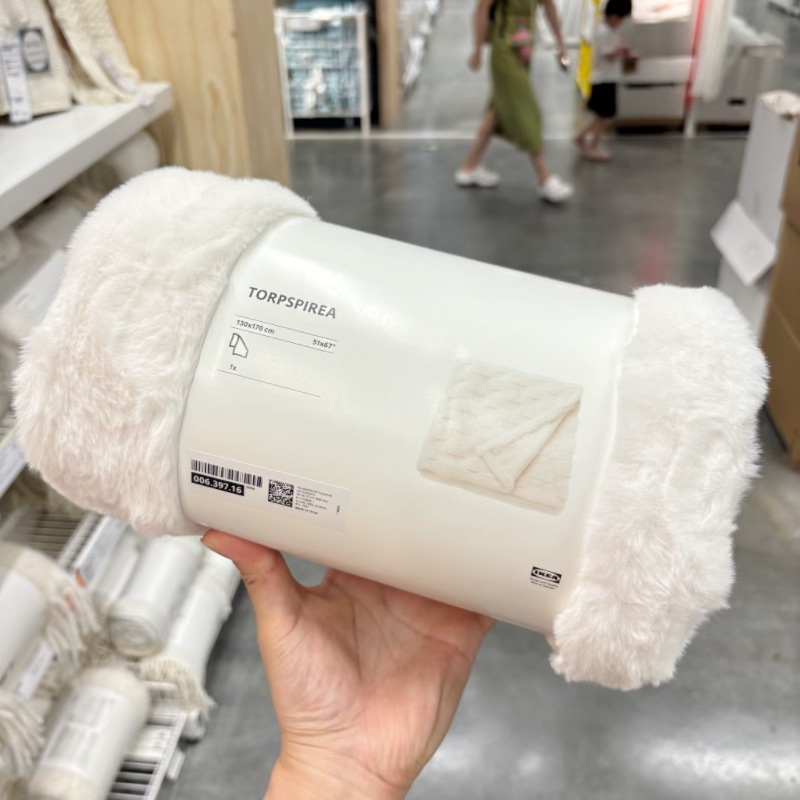IKEA宜家 托斯比列 休闲毯沙发毯毛绒绒触感秋冬保暖床尾装饰毯图片