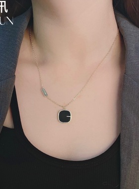 美讯饰品新款字母G黑色板材小方片时尚休闲项链女个性冷淡风潮