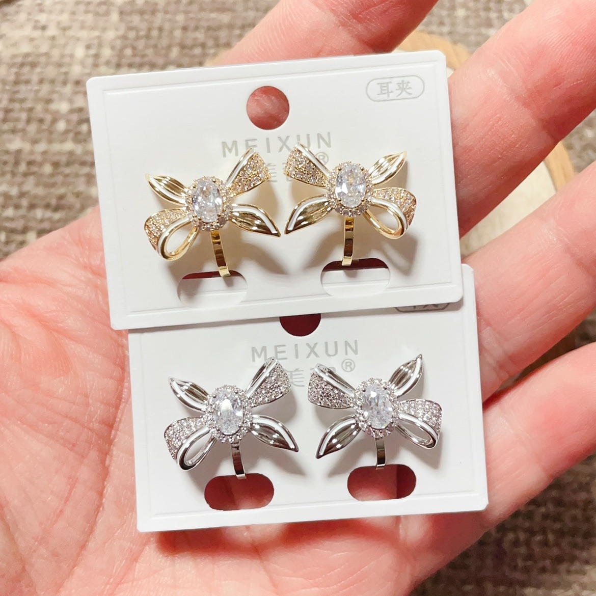 美讯耳饰新款微镶蝴蝶结时尚耳夹女无耳洞百搭气质优雅甜美潮