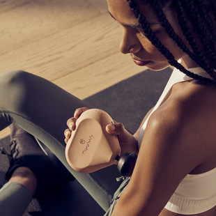 THERAGUN【谷爱凌同款】迷你便携筋膜枪肌肉舒缓按摩器 黑色mini