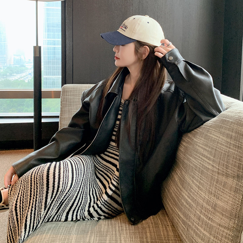 复古黑色翻领皮衣外套女春秋短款小个子2025新款宽松休闲PU皮夹克,女装短外套,浙宝199