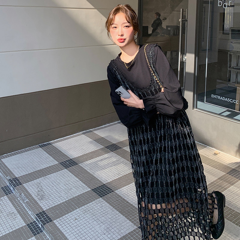赫本风超火黑色裙女春秋新款吊带镂空设计感背心连衣裙,女装连衣裙,浙宝199