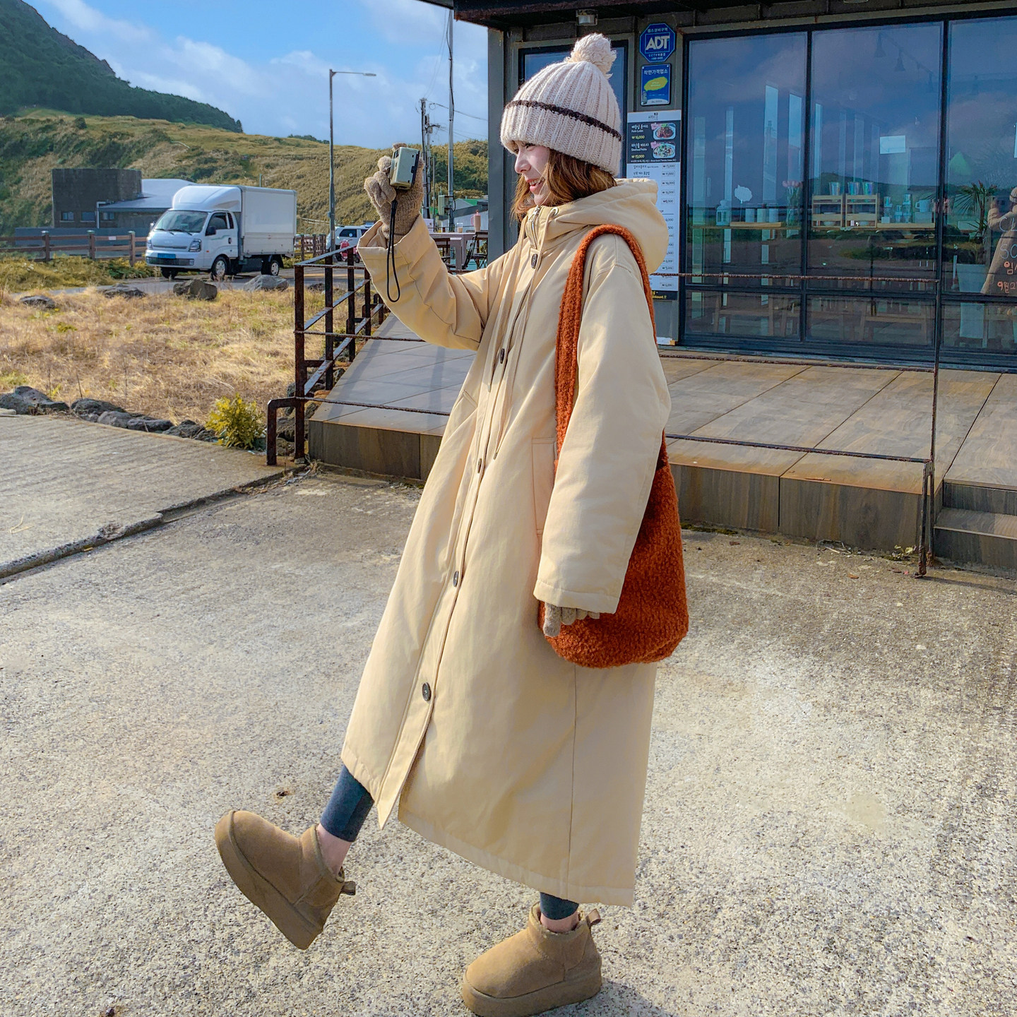 199-W67-90绒-P365-K558【好款现货】派克羽绒服连帽加厚,女装羽绒服,浙宝199