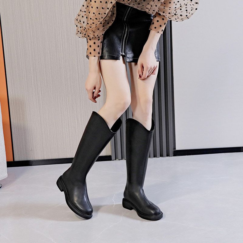V口高筒长靴女款2026新款春秋冬款胖MM显高显瘦网红潮流骑士女靴