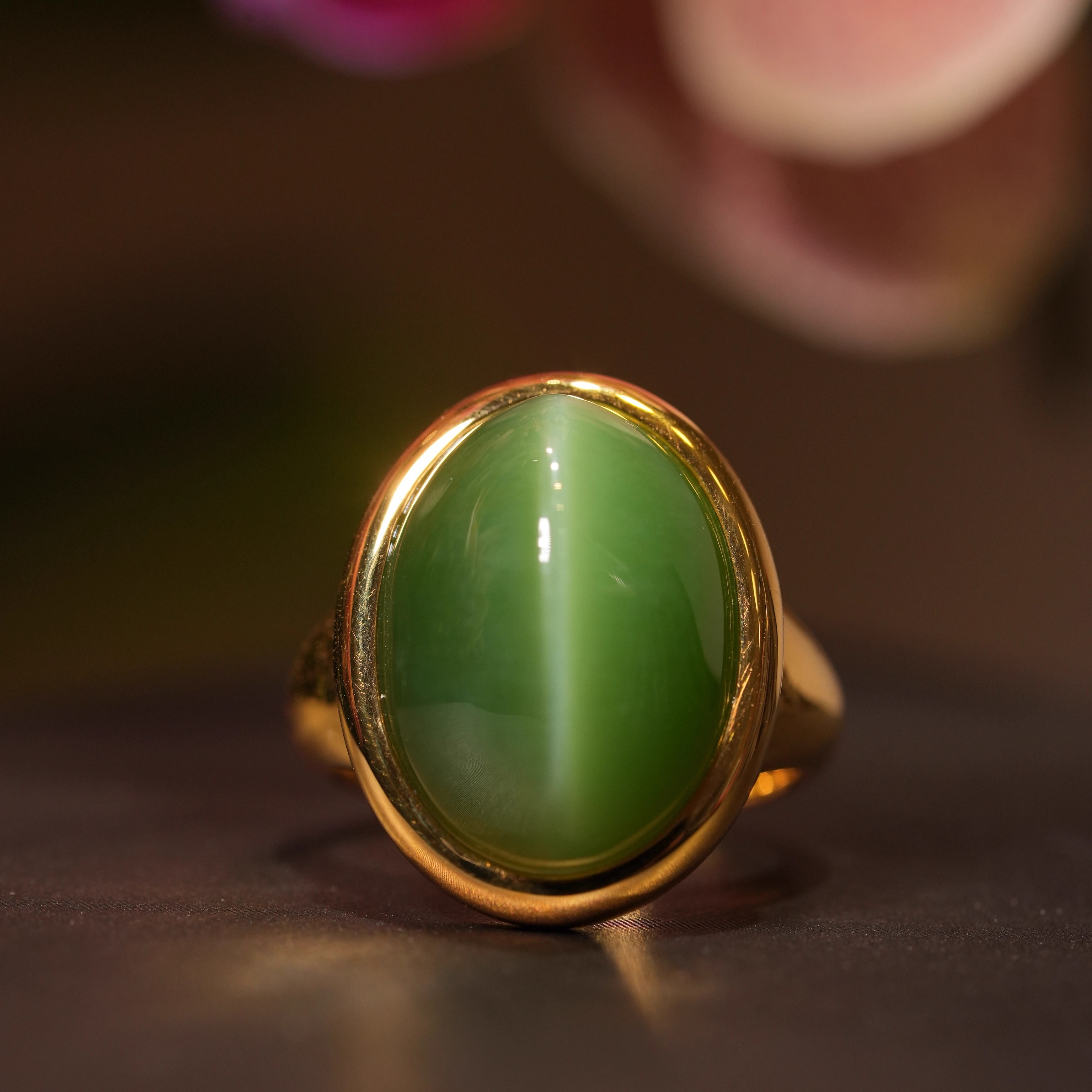 天然和田玉碧玉猫眼戒指18k金镶嵌女款椭圆蛋面戒指新中式珠宝